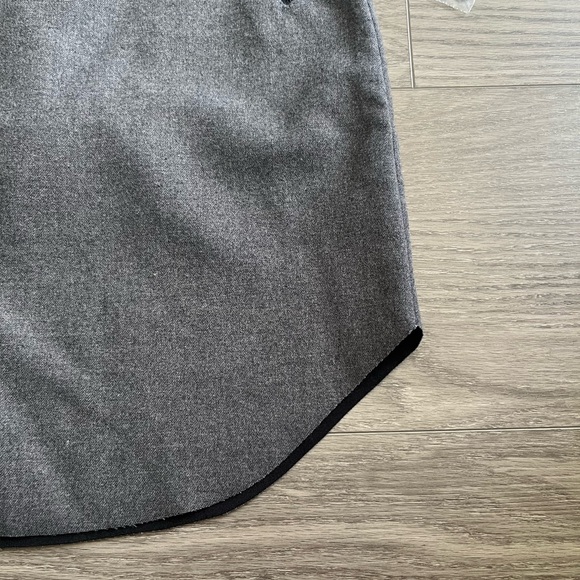 NWT Forever 21 Grey Zipper Accent Mini Skirt Size Medium - Picture 8 of 11